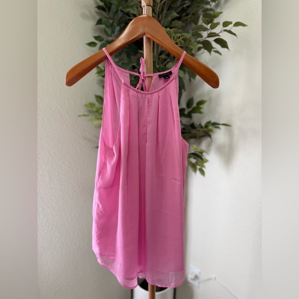 Ann Taylor Beautiful Pink Relaxed Fit Halter Top Camisole Women’s Size Small